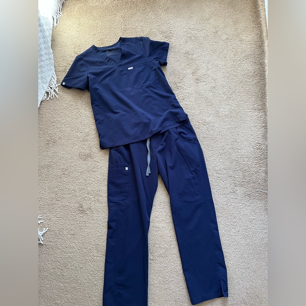 Navy blue scrubs set. Top medium, pants large